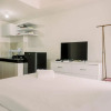Отель Minimalist And Best Deal Studio At Serpong Garden Apartment, фото 6