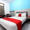 Отель RedDoorz Plus Syariah near Lempuyangan Station 3, фото 18