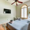 Отель Gorgeous Tampa Home: Lanai + Private Pool!, фото 9