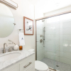 Отель Indigo By Avantstay Sleek & Charming Home 2 Blks From Bay w/ Hot Tub!, фото 7