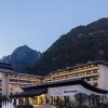 Отель Hilton Sanqingshan Resort в Шанрао