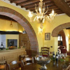 Отель Beautiful farmhouse with heated pool and jacuzzi-MULINO DELLA VILLA, фото 1