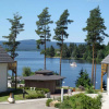 Отель Lakeside Village 7, фото 1