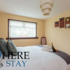 Отель Lovely Apartment by the Hillwood Park-free Parking, фото 15
