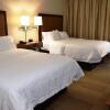 Отель Hampton Inn & Suites Bethlehem, фото 4
