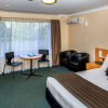 Отель Comfort Inn Redleaf Resort в Блэкхите