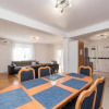 Отель Six-Bedroom Holiday Home in Bibinje, фото 6