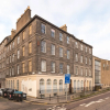 Отель George Square Apartment - Heart of Old Town/University, фото 1