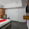 Отель OYO Flagship 807292 Sunrise Guest House, фото 6