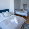 Отель Stunning 2 Bedroom Apt! 3mins Walk From CDN Metro, фото 3