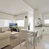 Отель Elwood Seaside 2 Bed Retreat, фото 6