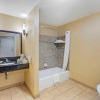 Отель Comfort Suites Blythe, фото 35