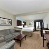 Отель Holiday Inn Express Hotel & Suites Tampa-Rocky Point Island, an IHG Hotel, фото 7