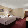 Отель Clarion Inn & Suites, фото 37