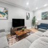 Отель Luxury 2BD 2BA Near Logan Airport and T Station, фото 28
