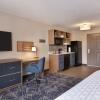 Отель Candlewood Suites Springfield North, an IHG Hotel, фото 24