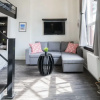 Отель Applewood Suites - Modern Paradise Loft, фото 16