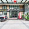 Отель Urple East Business Hotel, фото 1