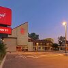 Отель Red Roof Inn Santa Ana в Санта-Ана