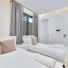 Отель bnbmehomes-3B with Pvt Rooftop Bliss-A14, фото 2