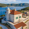 Отель Nice Home in Vis with Hot Tub, WiFi & 2 Bedrooms, фото 20