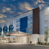 Отель SpringHill Suites Charlotte Airport Lake Pointe, фото 17