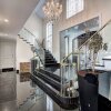 Отель Luxury 5BR & Pool Home in Westmount MTL, фото 14