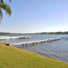 Отель The Studio on the Lake @ Fishing Point, Lake Macquarie - honestly put the line in and catch fish, фото 7