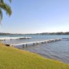 Отель The Studio on the Lake @ Fishing Point, Lake Macquarie - honestly put the line in and catch fish, фото 12