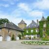 Отель Delightful Castle in Bastogne with Hot Tub, фото 2