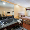 Отель Rodeway Inn & Suites, фото 22