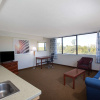 Отель Days Inn & Suites by Wyndham Tallahassee Conf Center I-10, фото 7