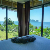 Отель HIP Seaview Resort at Phi Phi, фото 6