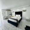 Отель Douglas Highway Hotel, фото 3