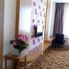 Отель Shangri-La Jinshi Huangchao Hotel в Шангри-Ла
