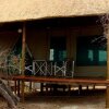 Отель Muweti Bush Lodge, фото 4