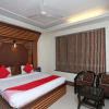 Отель OYO Premium Pacific Mall Rajpur Road, фото 3