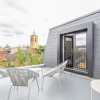 Отель The Imperial Wharf Retreat - Modern 3BDR in Fulham with Rooftop Terrace, фото 10