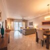 Отель Bright and Open Apartment at Fishing Lodge w Private Parking B16, фото 7