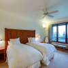 Отель 15MBH - Amazing Mountain Views - Hot Tub - Pets Ok - Sleeps 6, фото 2