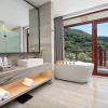 Отель Crowne Plaza Zhoushan Seaview, an IHG Hotel, фото 24
