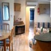 Отель Bungalow With 2 Bedrooms in Fréjus, With Shared Pool and Furnished Garden - 8 km From the Beach, фото 2