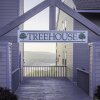 Отель Treehouse Condo Lake Resort, фото 1