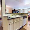 Отель Crestview 25 Convenient Location near the Village and Lifts, Pet-Friendly by RedAwning, фото 14