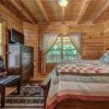 Отель Triple Mountain View - Three Bedroom Cabin, фото 31