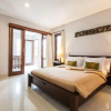 Отель SMV - 3BedGRDN - V1 · 3BR Garden Villa Walk to Beach N Shops Legian, фото 4