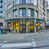 Отель Modern 1BR Apartment - Downtown Location, фото 36