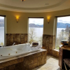 Отель Beach Ave Castle Luxury Vacation Rental, фото 16