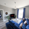 Отель Spacious 2 Bed Apt Sleeps 5 Relocation Kent, фото 2