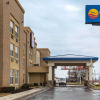 Отель Comfort Inn & Suites, фото 1